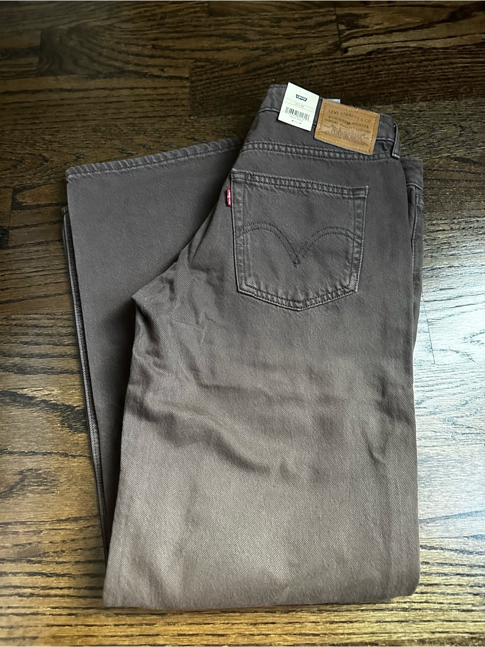 Levi's women low loose Jeans in Brown - 27